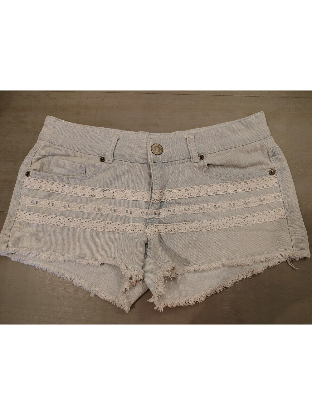 SO Women's Denim Shorts size 7